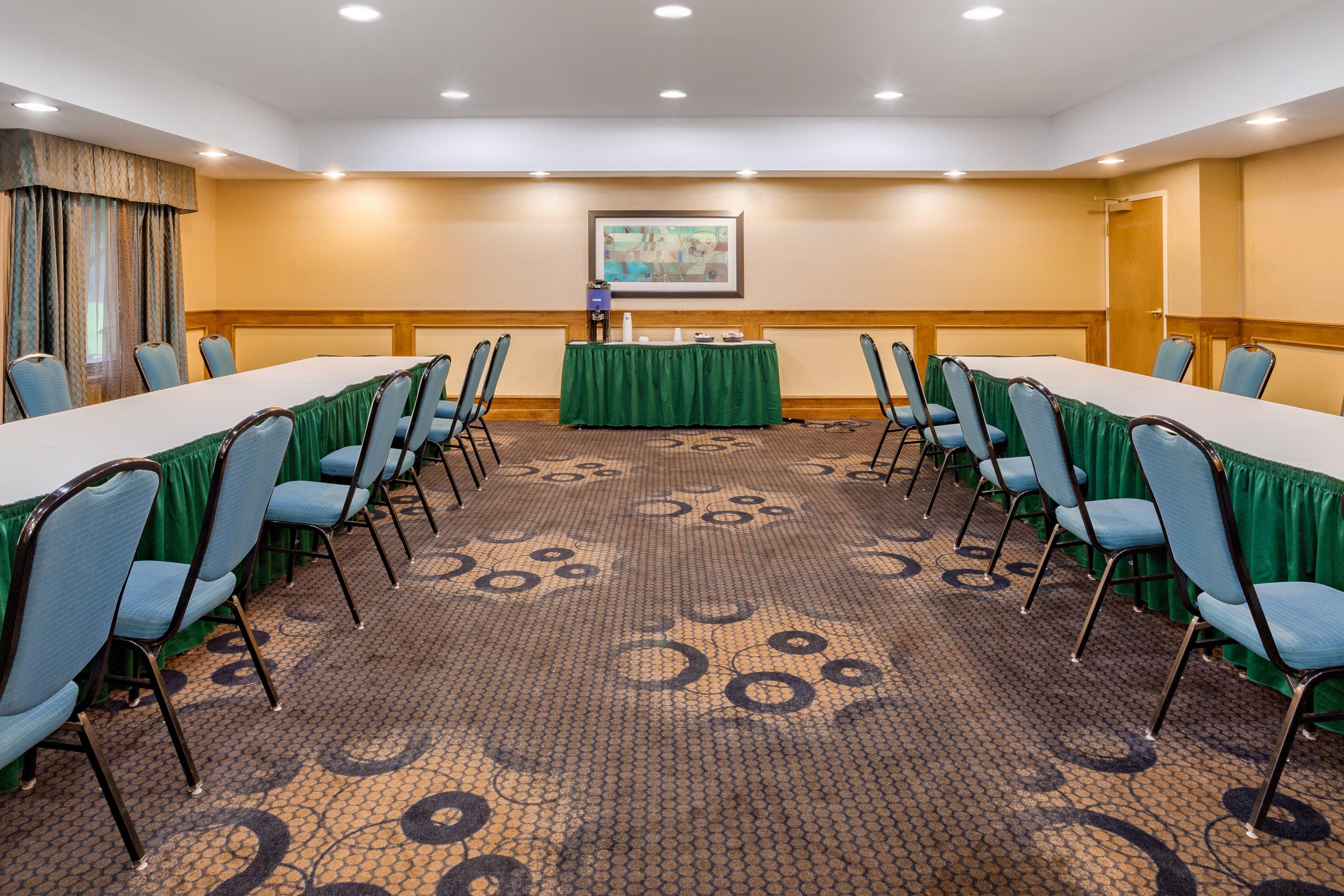 Holiday Inn Express Hotel & Suites Canton, An Ihg Hotel Екстер'єр фото